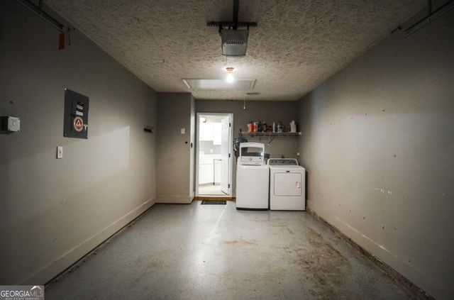 204 Chelsea Court, Woodstock, GA 30189