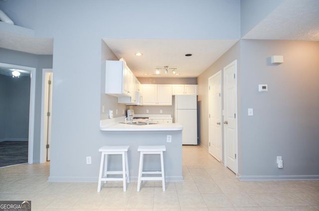 204 Chelsea Court, Woodstock, GA 30189