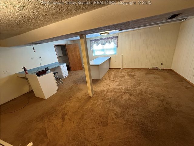 40 Hickory Lane, Madison, WV 25130