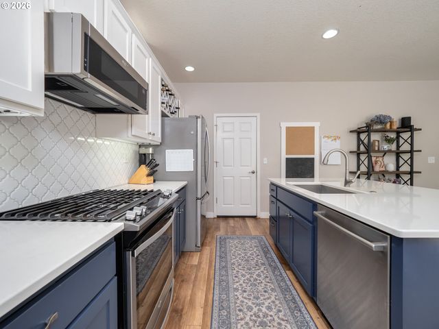 3632 BUR OAK Ct, Newberg, OR 97132