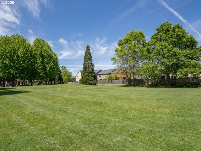 3632 BUR OAK Ct, Newberg, OR 97132