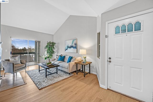 7815 Canyon Meadow Cir H, Pleasanton, CA 94588