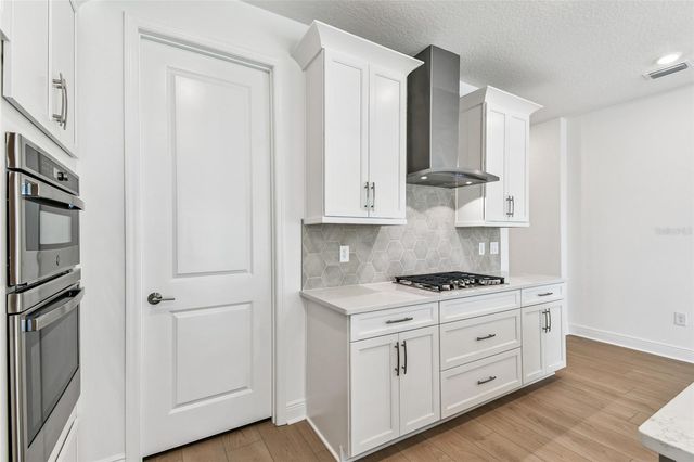 7575 SEAHAWK AVENUE, Sarasota, FL 34241