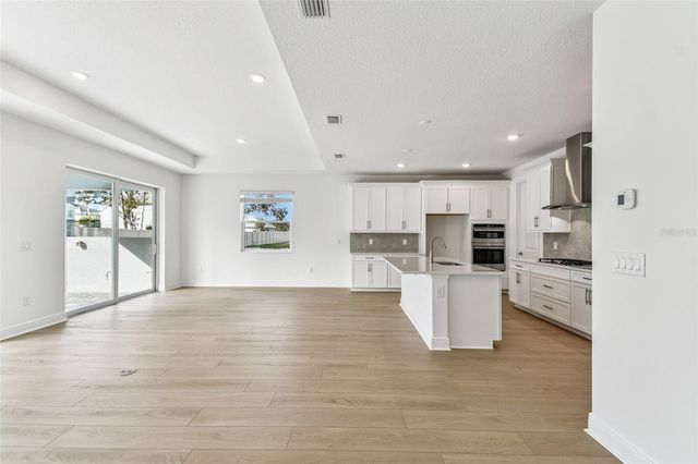 7575 SEAHAWK AVENUE, Sarasota, FL 34241