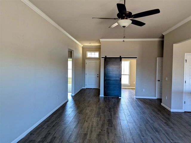 2402 Cattail Circle, Midwest City, OK 73130