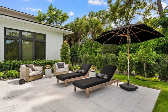 18401 Symphony Court, Jupiter, FL 33458