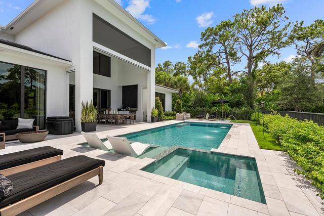 18401 Symphony Court, Jupiter, FL 33458