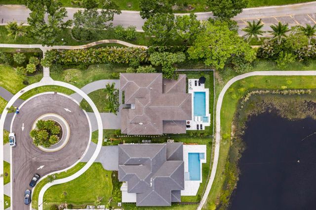 18401 Symphony Court, Jupiter, FL 33458