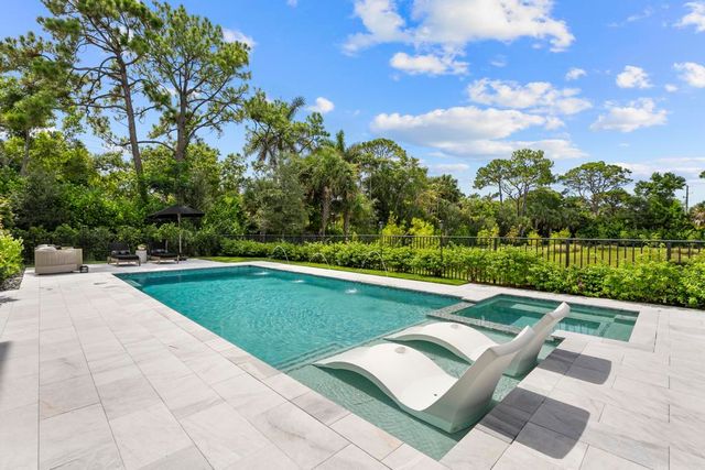 18401 Symphony Court, Jupiter, FL 33458