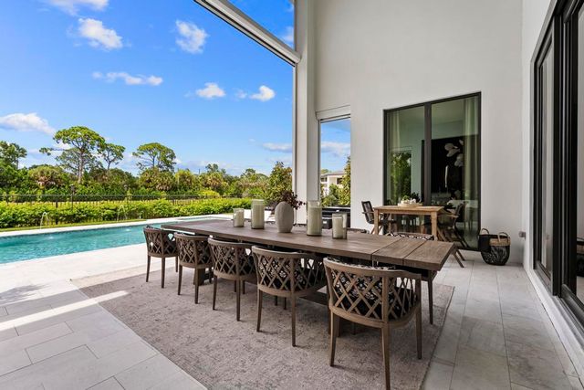 18401 Symphony Court, Jupiter, FL 33458