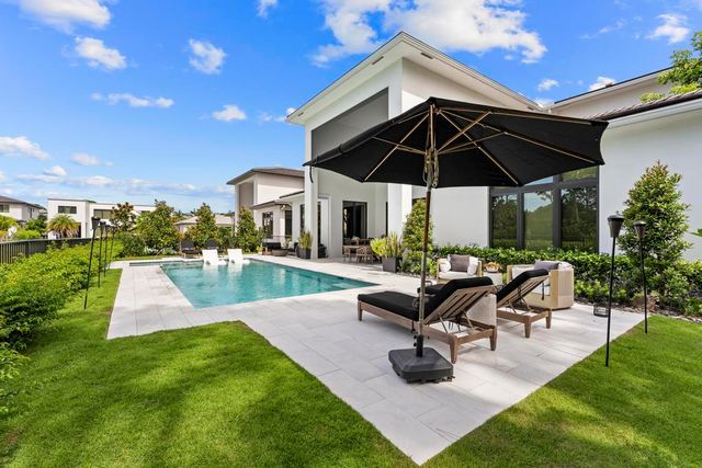 18401 Symphony Court, Jupiter, FL 33458