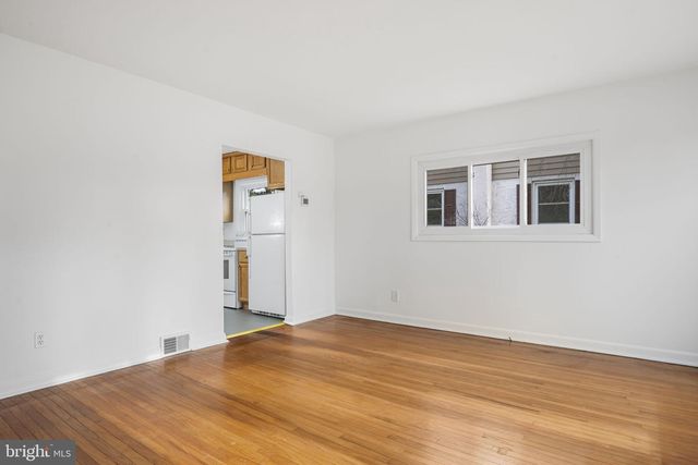 503 W ANDERSON AVE, Phoenixville, PA 19460