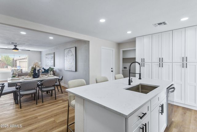 113 E FAIRMONT Drive, Tempe, AZ 85282