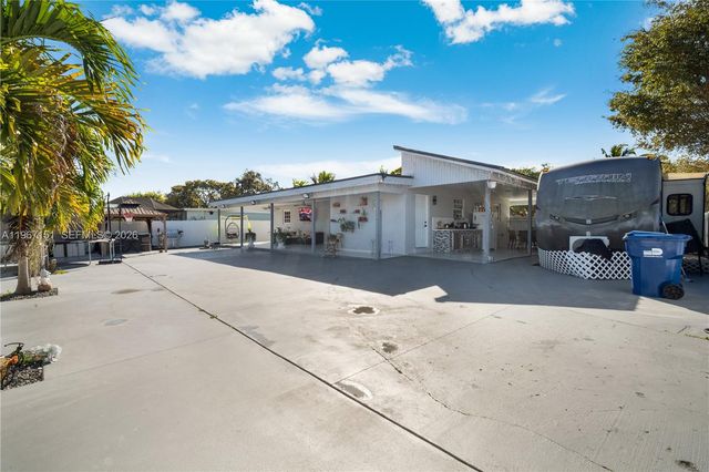 16035 SW 298th Ter, Homestead, FL 33033