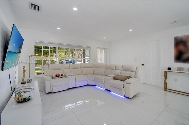 16035 SW 298th Ter, Homestead, FL 33033