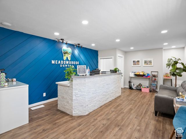 1345 E FORT UNION BLVD, Cottonwood Heights, UT 84121