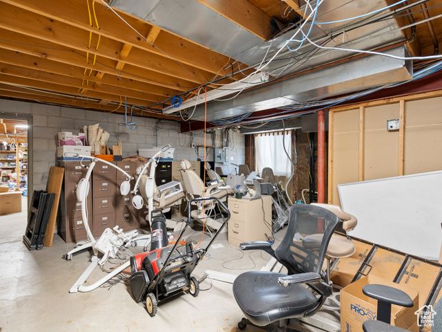 1345 E FORT UNION BLVD, Cottonwood Heights, UT 84121