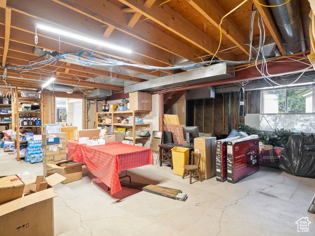 1345 E FORT UNION BLVD, Cottonwood Heights, UT 84121