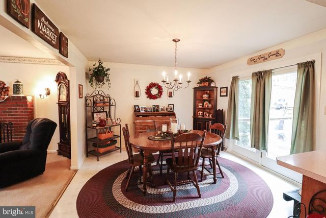 92 NEWMAN RD, Orrtanna, PA 17353