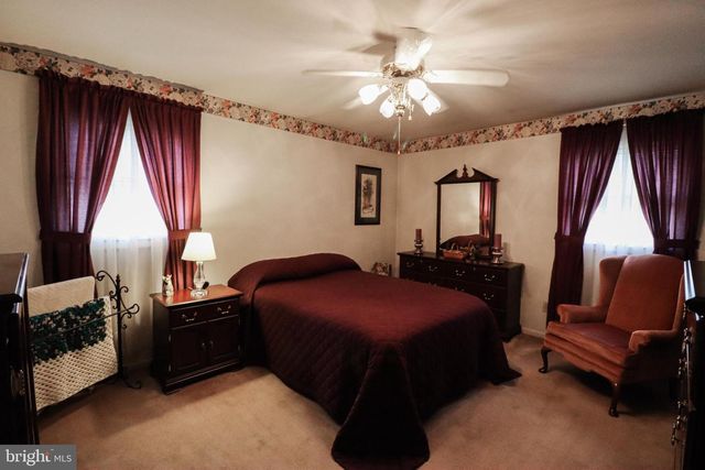 92 NEWMAN RD, Orrtanna, PA 17353