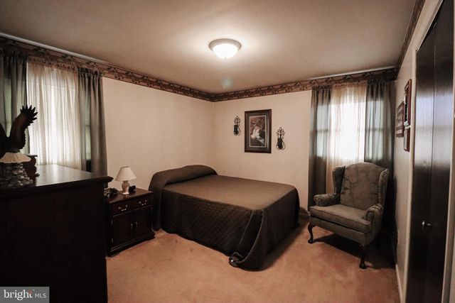 92 NEWMAN RD, Orrtanna, PA 17353