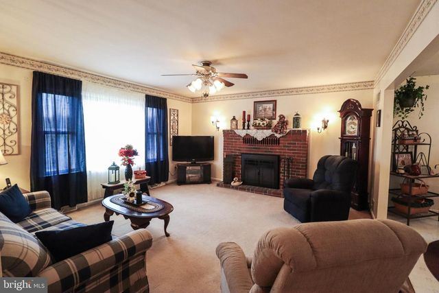 92 NEWMAN RD, Orrtanna, PA 17353