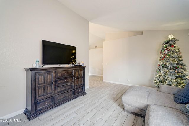 4006 N 88TH Lane, Phoenix, AZ 85037