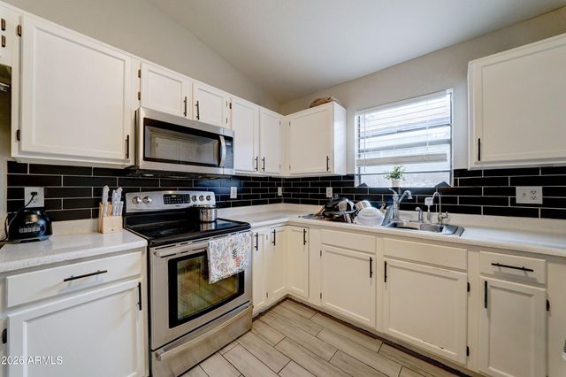 4006 N 88TH Lane, Phoenix, AZ 85037