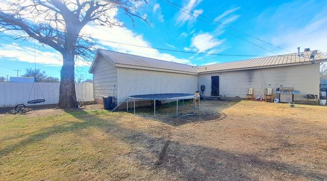 216 Pear, Dumas, TX 79029