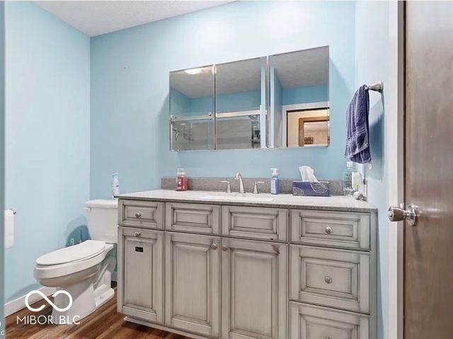 98 E Meadow Glen Drive, Brazil, IN 47834