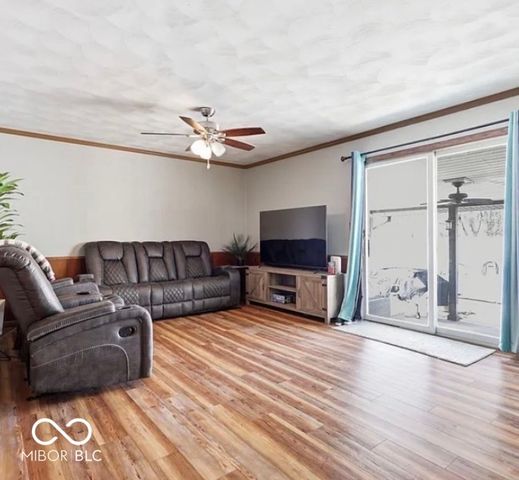 98 E Meadow Glen Drive, Brazil, IN 47834