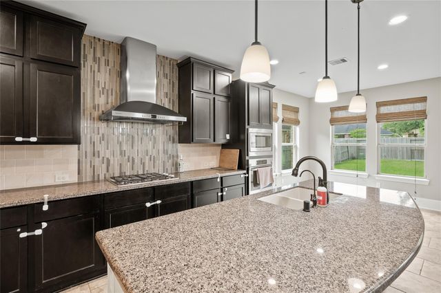 1714 Wickham Reach Drive, Spring, TX 77386