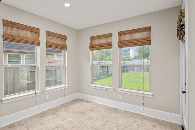 1714 Wickham Reach Drive, Spring, TX 77386