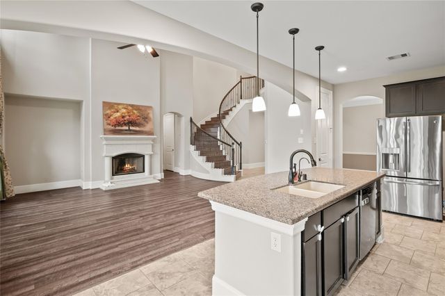 1714 Wickham Reach Drive, Spring, TX 77386