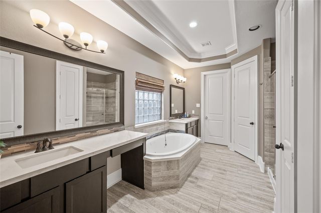 1714 Wickham Reach Drive, Spring, TX 77386