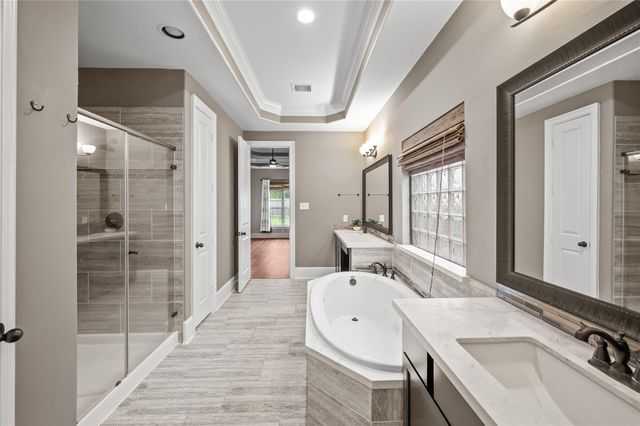 1714 Wickham Reach Drive, Spring, TX 77386