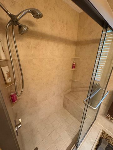 321 VENETIA AVENUE, North Port, FL 34287