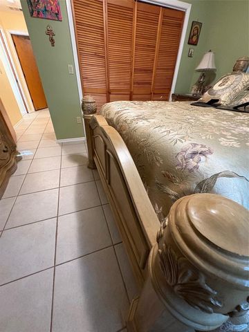 321 VENETIA AVENUE, North Port, FL 34287