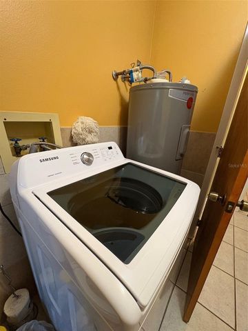 321 VENETIA AVENUE, North Port, FL 34287