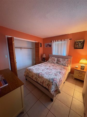 321 VENETIA AVENUE, North Port, FL 34287