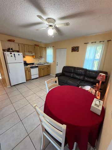 321 VENETIA AVENUE, North Port, FL 34287