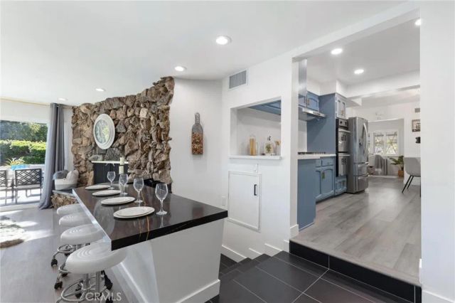 8356 Vanalden Avenue, Northridge, CA 91324