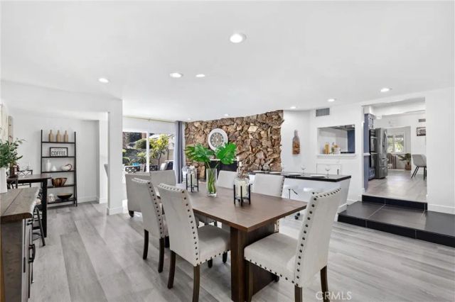 8356 Vanalden Avenue, Northridge, CA 91324