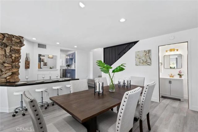 8356 Vanalden Avenue, Northridge, CA 91324