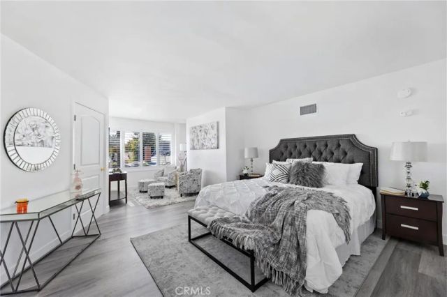 8356 Vanalden Avenue, Northridge, CA 91324