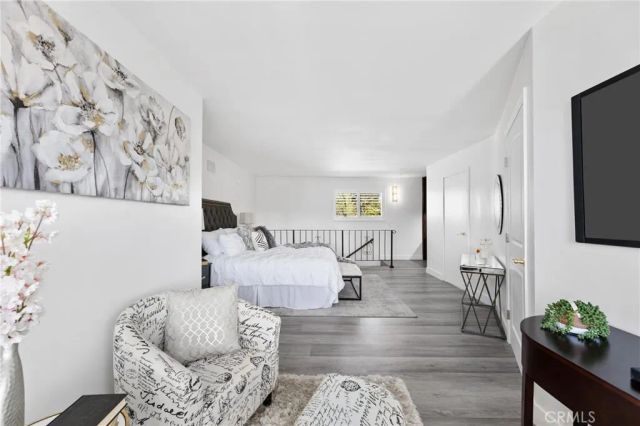 8356 Vanalden Avenue, Northridge, CA 91324