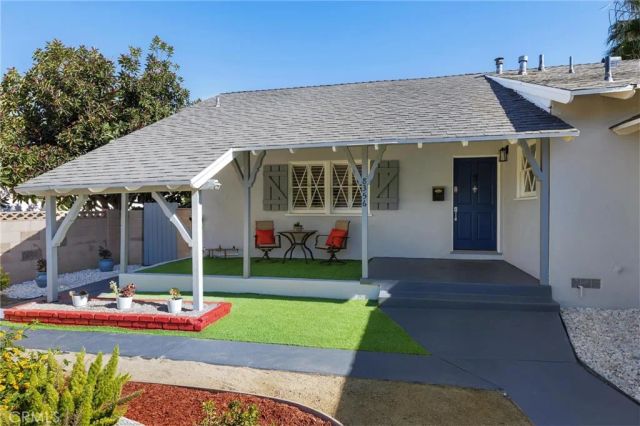 8356 Vanalden Avenue, Northridge, CA 91324