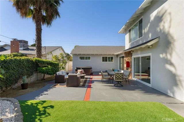 8356 Vanalden Avenue, Northridge, CA 91324