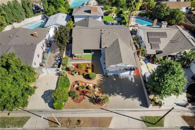 8356 Vanalden Avenue, Northridge, CA 91324