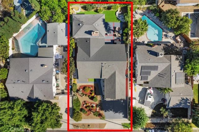 8356 Vanalden Avenue, Northridge, CA 91324